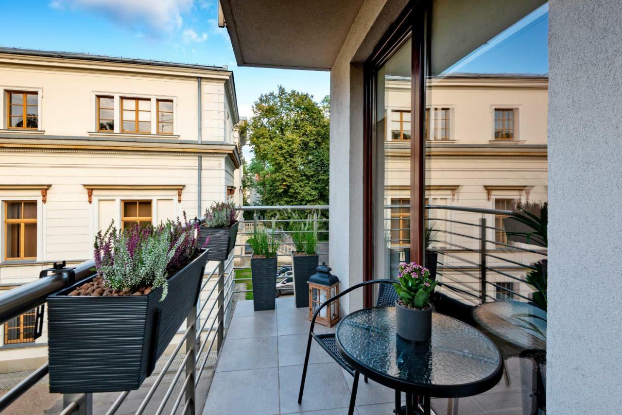Kopernika8 Miro Apartment With Balcony And Ac Kraków Eksteriør billede